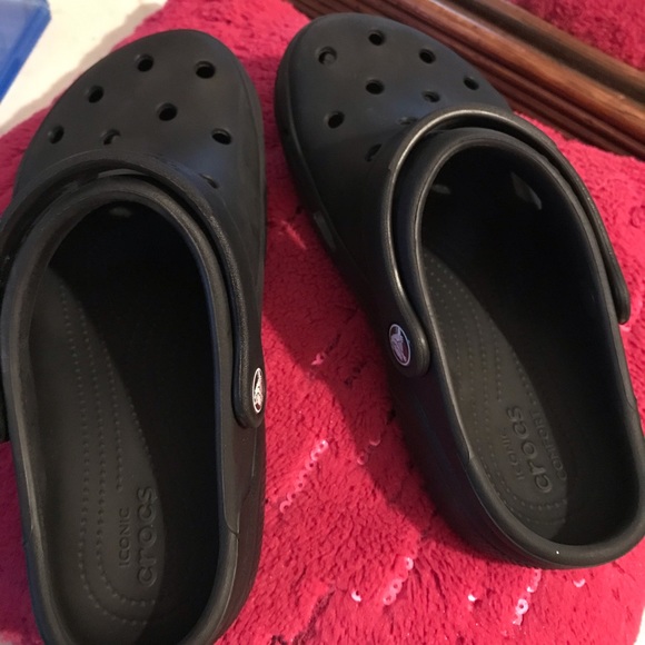 Crocs - Picture 2 of 2